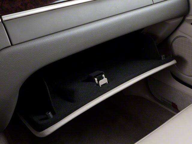 2011 Lincoln Town Car Signature