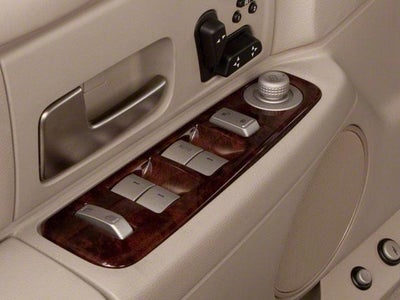 2011 Lincoln Town Car Signature