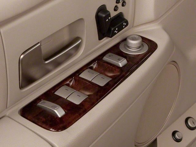 2011 Lincoln Town Car Signature