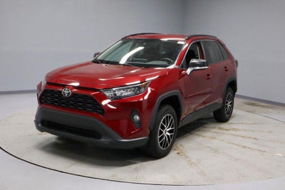 2020 Toyota RAV4 LE