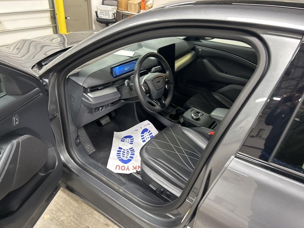 2023 Ford Mustang Mach-E Select