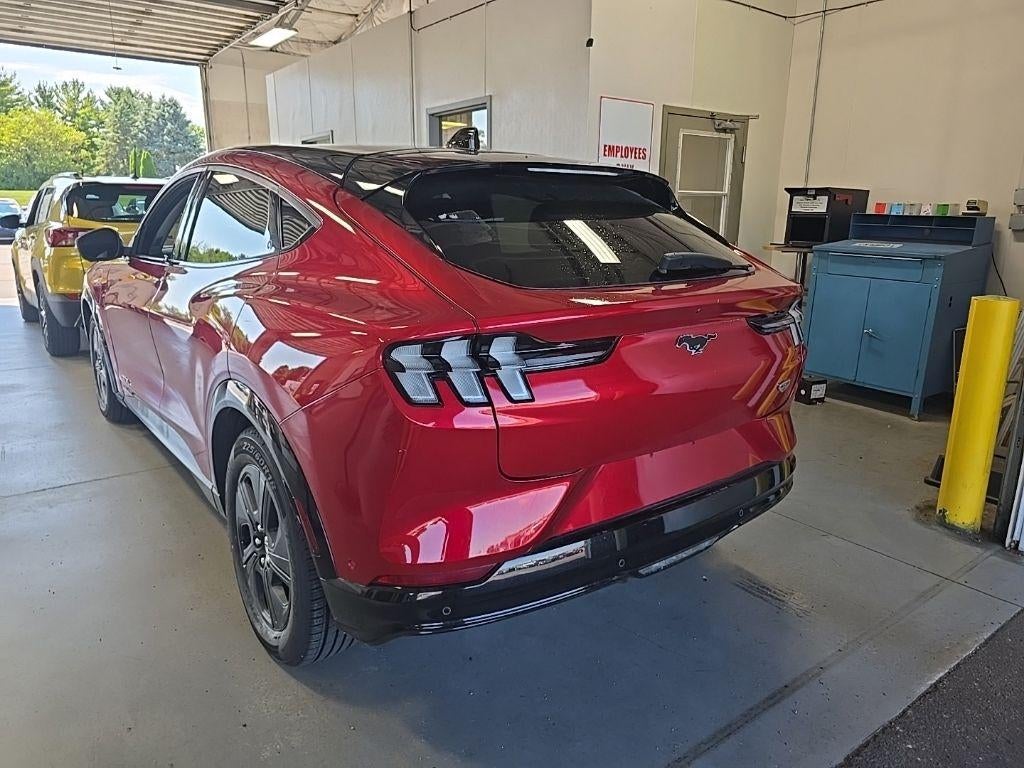 2022 Ford Mustang Mach-E California Route 1