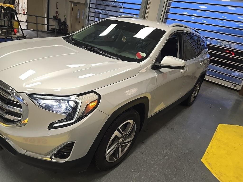 2020 GMC Terrain SLT