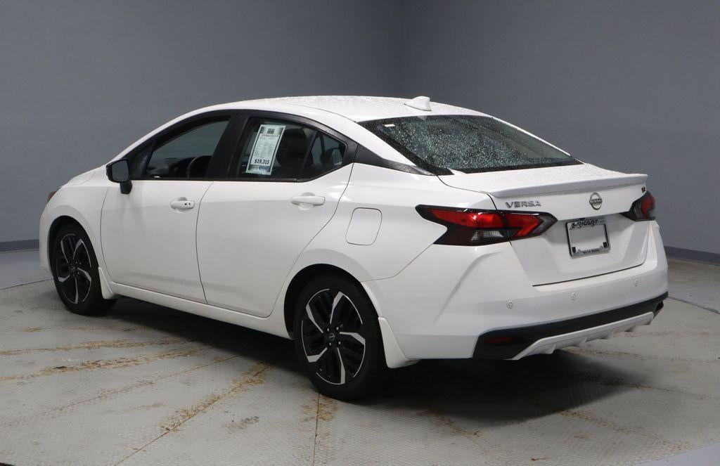 2024 Nissan Versa 1.6 SR