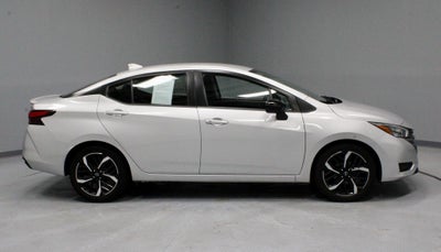 2024 Nissan Versa 1.6 SR