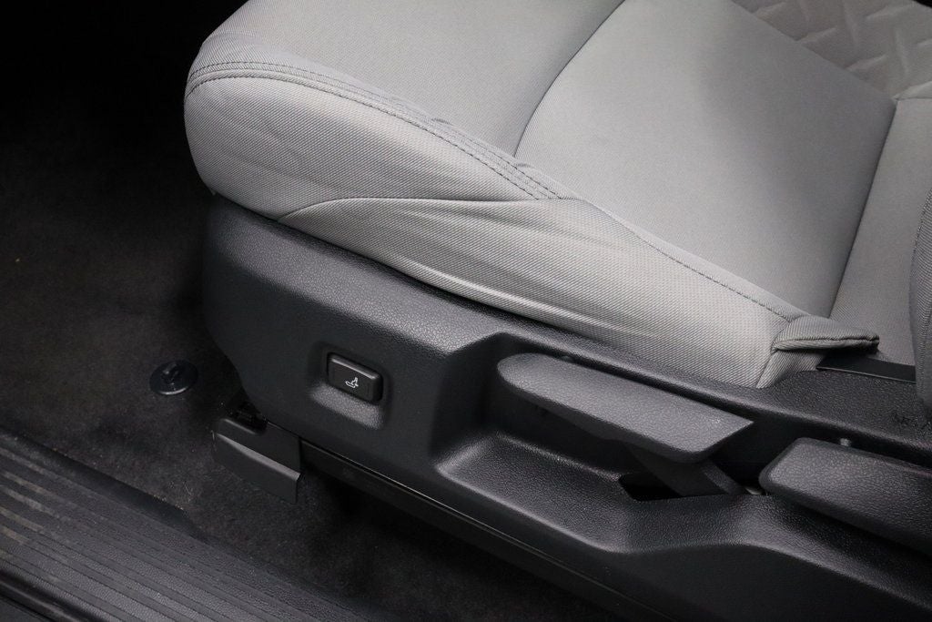 2025 Toyota Tacoma 4WD SR5