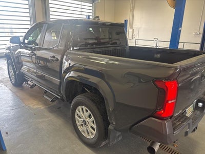 2025 Toyota Tacoma 4WD SR5