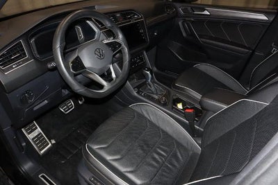 2024 Volkswagen Tiguan 2.0T SEL R-Line