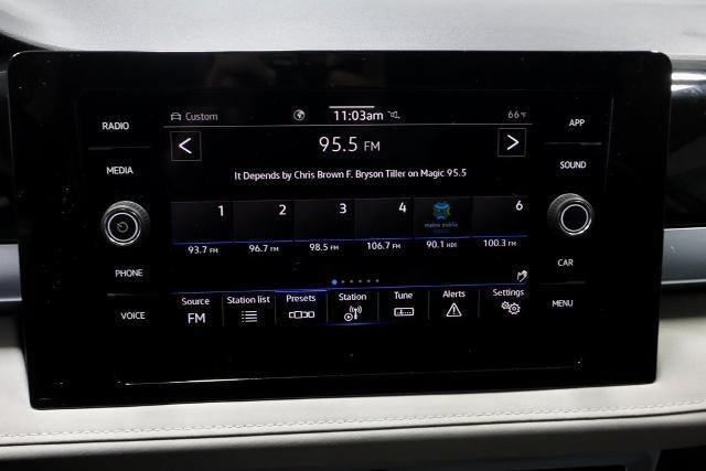 2025 Volkswagen Taos 1.5T SE