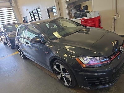 2017 Volkswagen Golf GTI SE