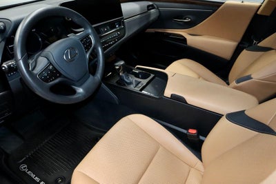 2023 Lexus ES 250 250