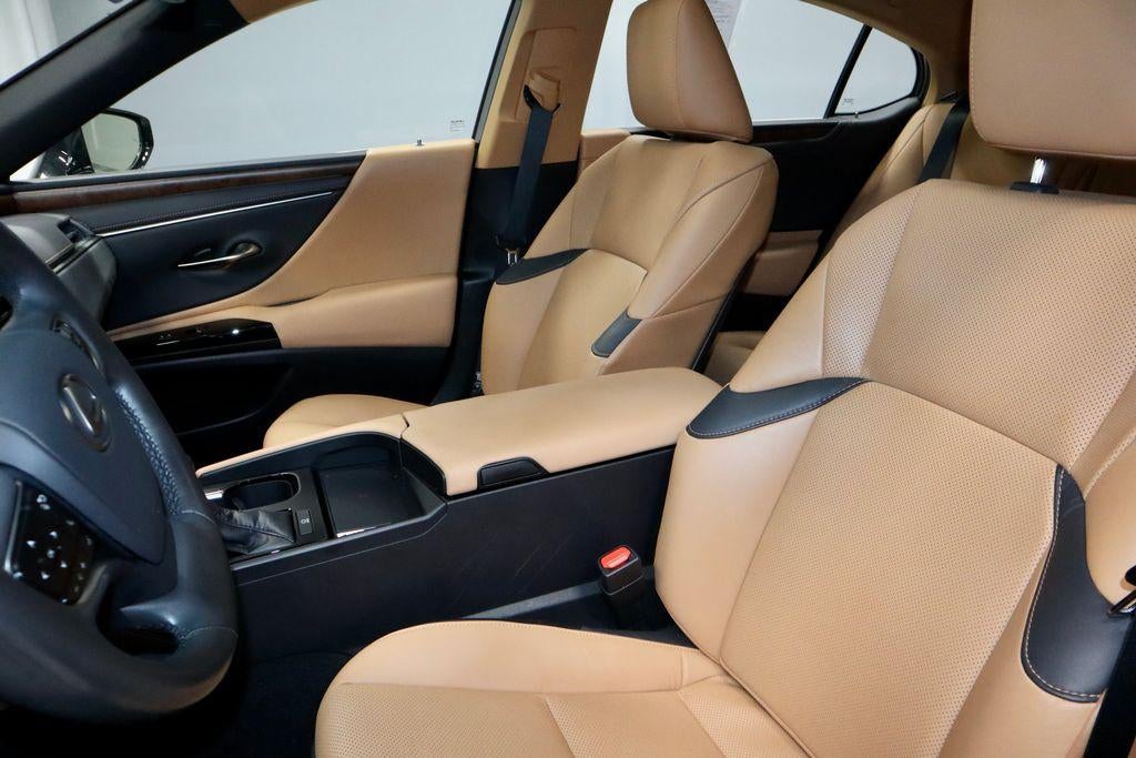 2023 Lexus ES 250 250