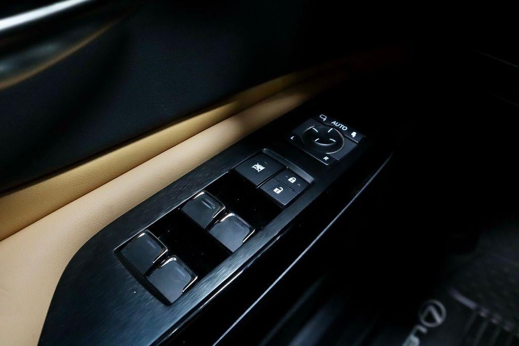 2023 Lexus ES 250 250