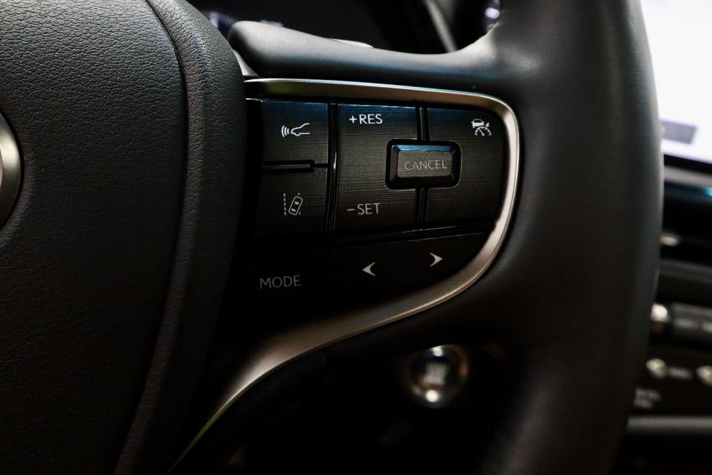 2023 Lexus ES 250 250