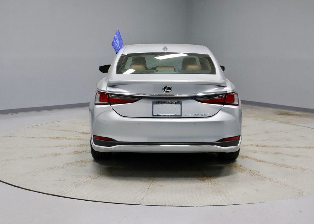 2023 Lexus ES 250 250