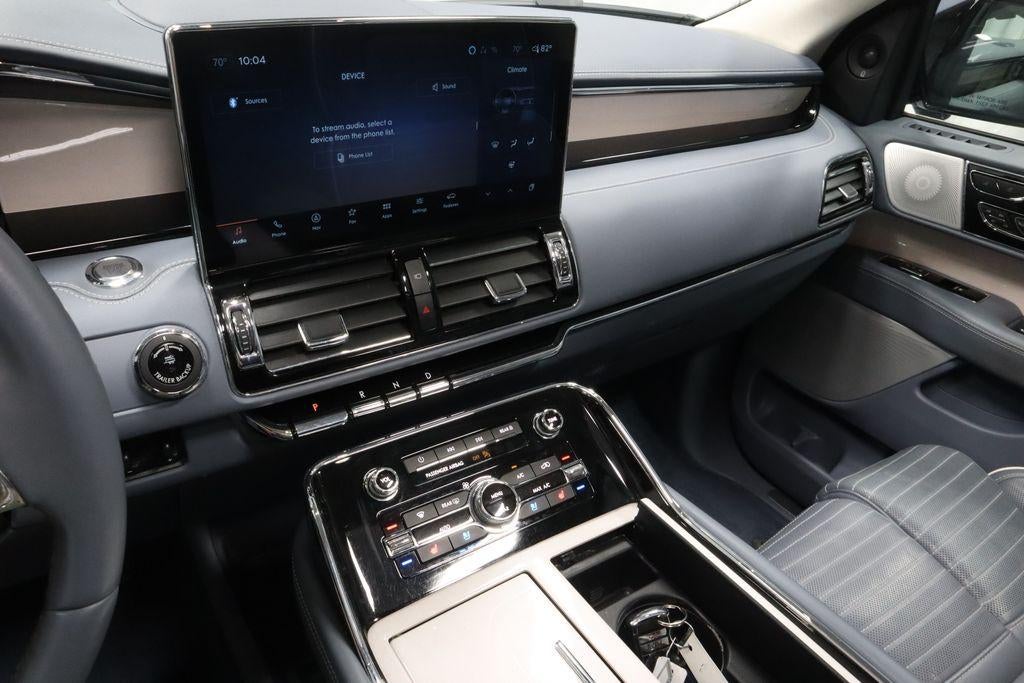 2024 Lincoln Navigator L Black Label