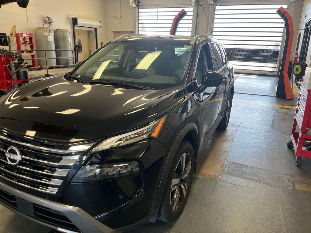 2025 Nissan Rogue SL