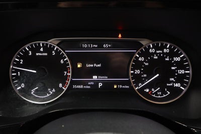 2023 Nissan Pathfinder SV
