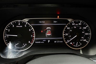 2024 Nissan Pathfinder SL