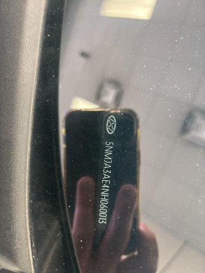 2022 Hyundai TUCSON SE