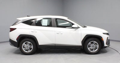2025 Hyundai TUCSON SE
