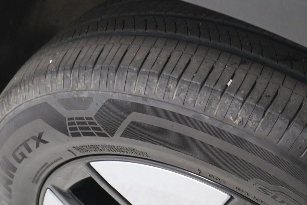 2025 Hyundai SANTA FE HYBRID SEL