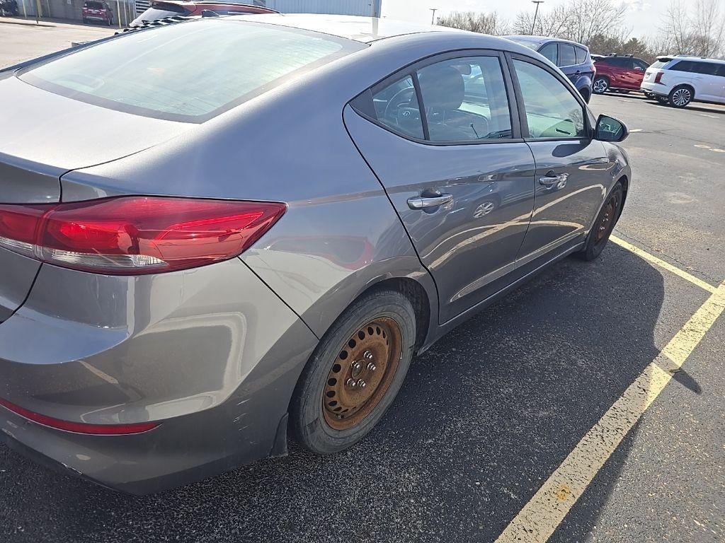 2018 Hyundai ELANTRA SE