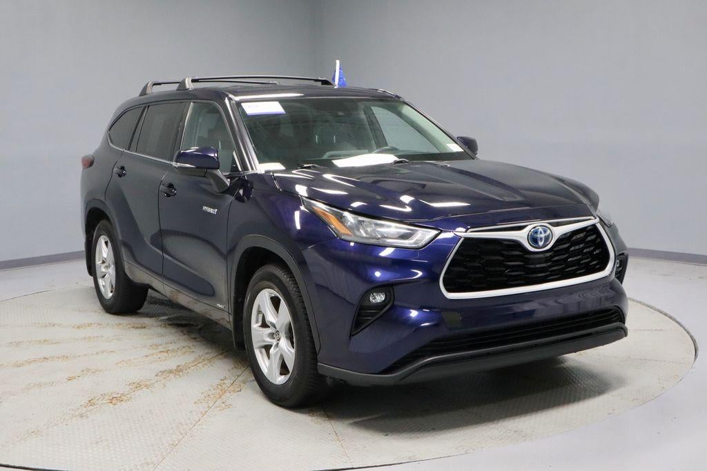 2020 Toyota Highlander LE
