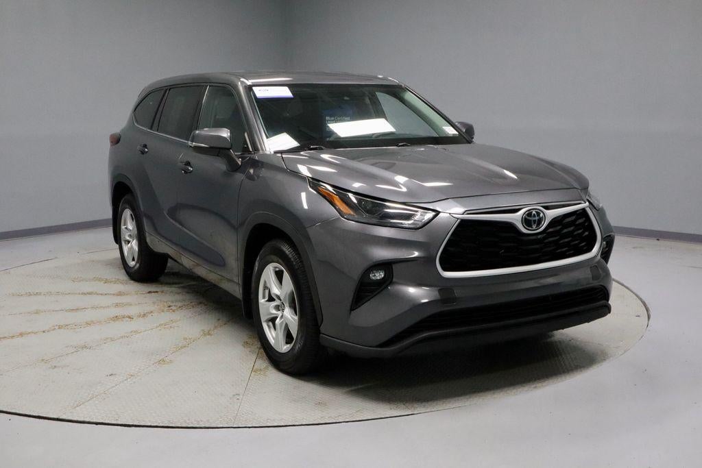 2022 Toyota Highlander LE
