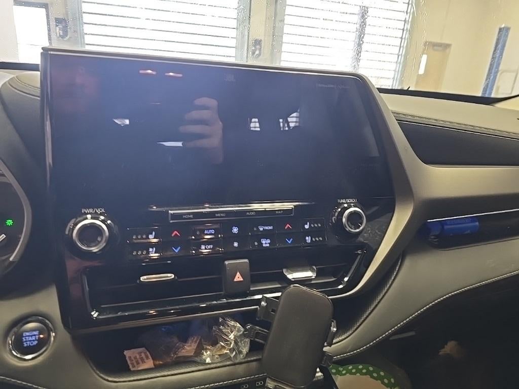 2022 Toyota Highlander Limited