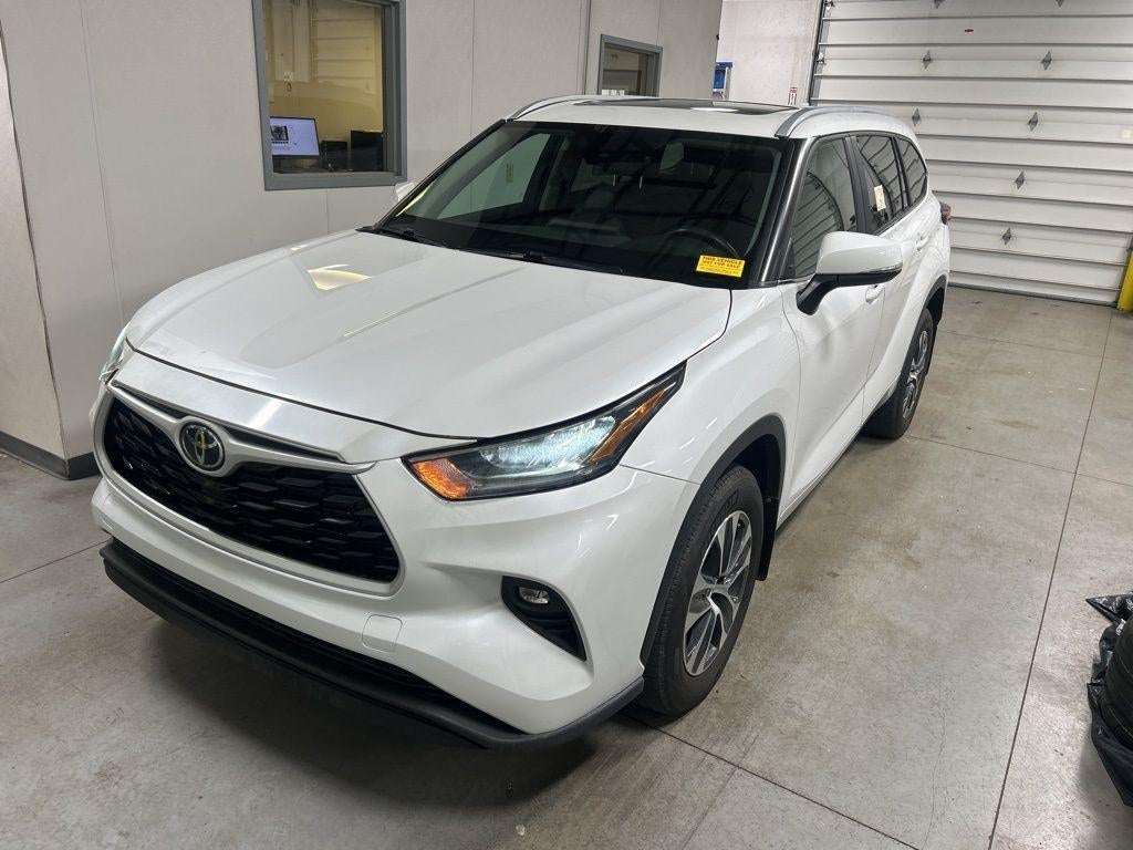 2023 Toyota Highlander L