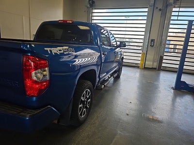 2018 Toyota Tundra 4WD SR5