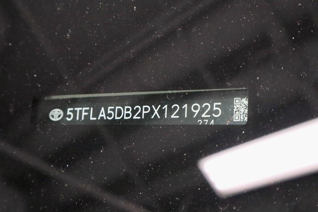 2023 Toyota Tundra 4WD SR5