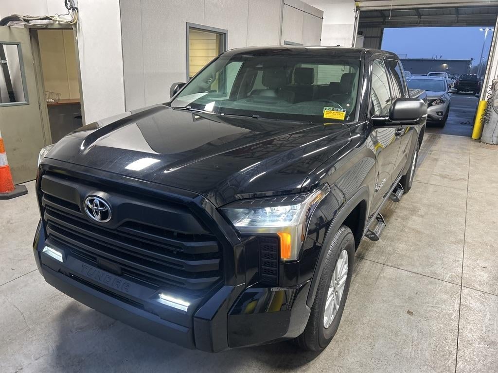 2023 Toyota Tundra 4WD SR5