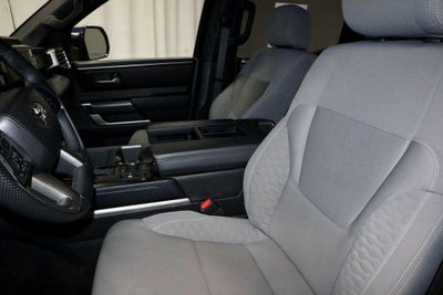 2025 Toyota Tundra 4WD SR5