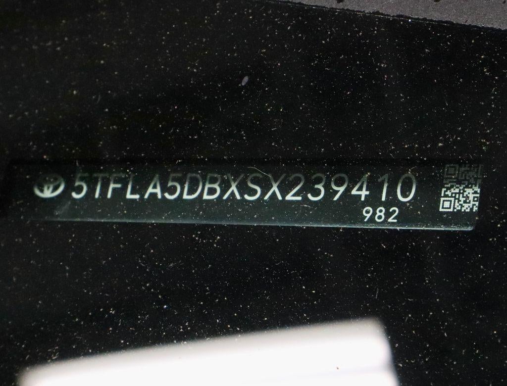 2025 Toyota Tundra 4WD SR5