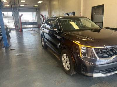 2025 Kia Sorento LX