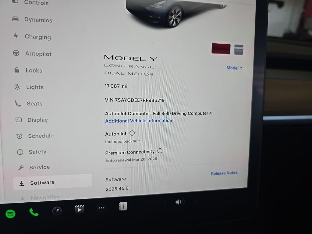 2024 Tesla Model Y Long Range