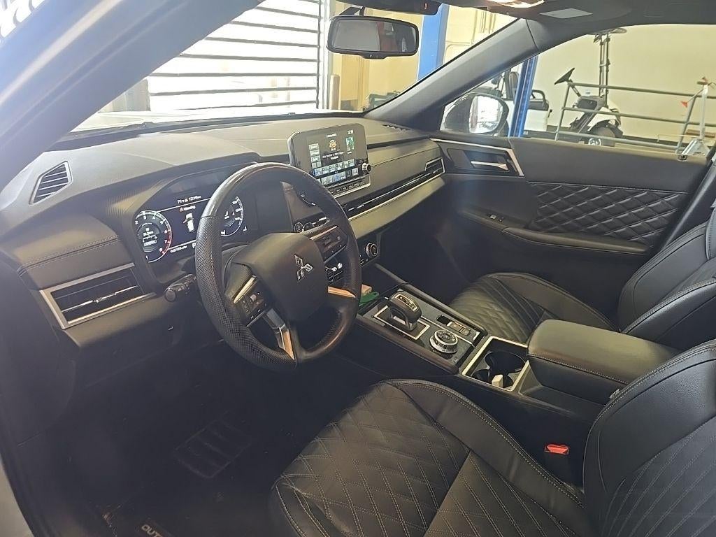 2023 Mitsubishi Outlander SEL Black Edition