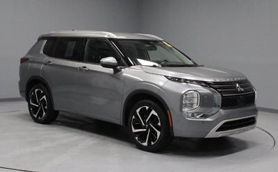 2023 Mitsubishi Outlander SEL