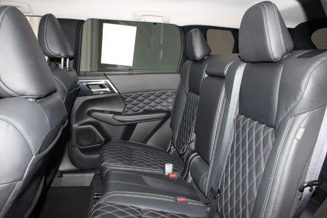 2023 Mitsubishi Outlander SEL