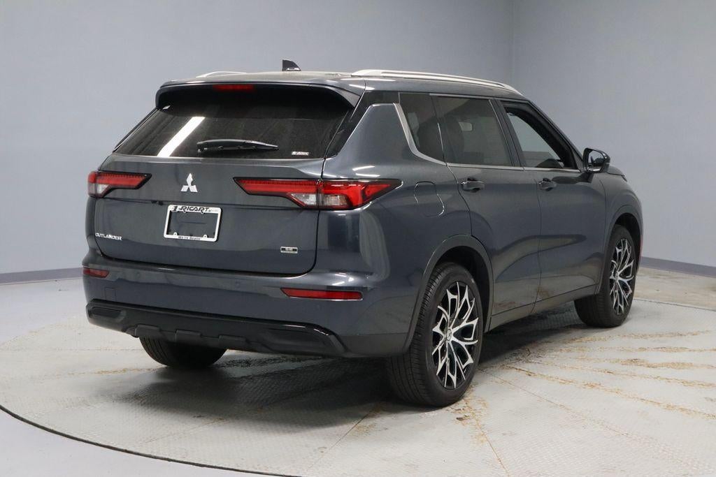 2024 Mitsubishi Outlander SE Black Edition