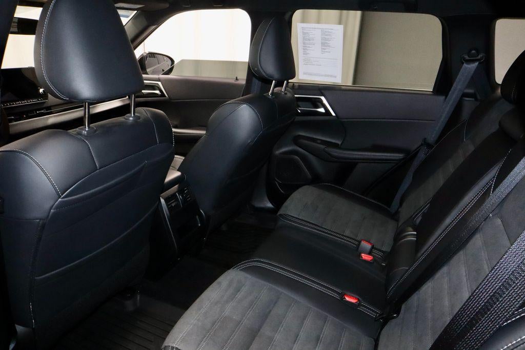 2024 Mitsubishi Outlander SE Black Edition