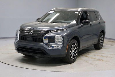 2024 Mitsubishi Outlander SE Black Edition