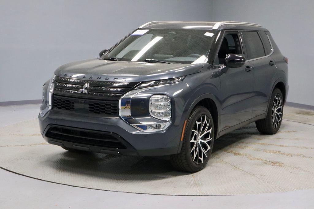 2024 Mitsubishi Outlander SE Black Edition