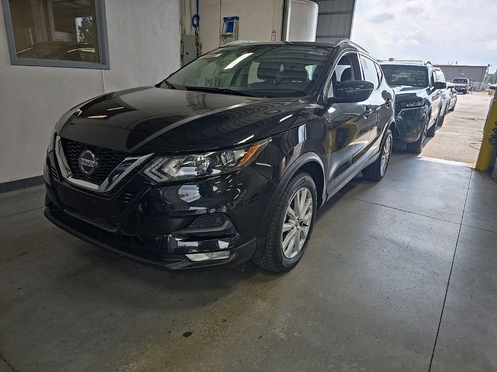 2022 Nissan Rogue Sport SV