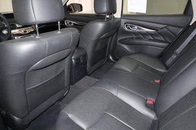 2017 INFINITI Q70 3.7X