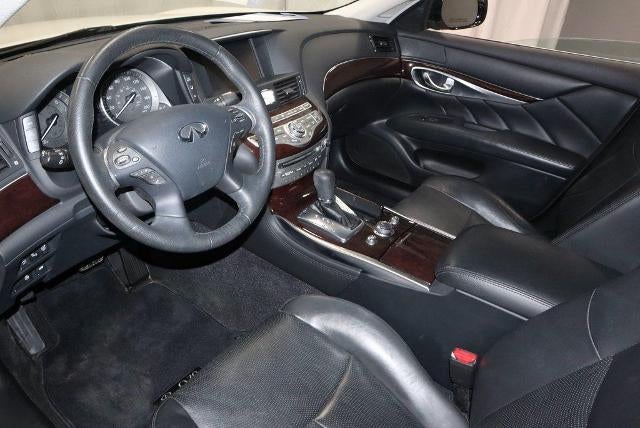 2017 INFINITI Q70 3.7X