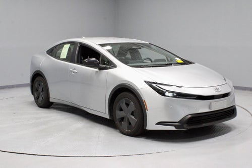 2025 Toyota Prius LE