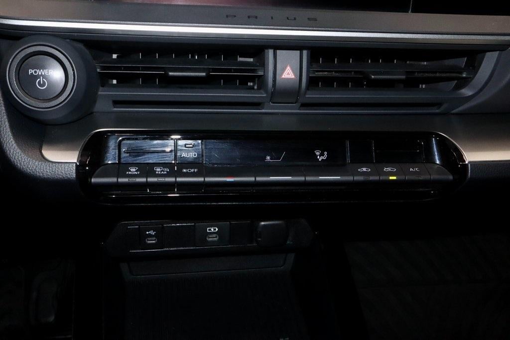 2023 Toyota Prius LE